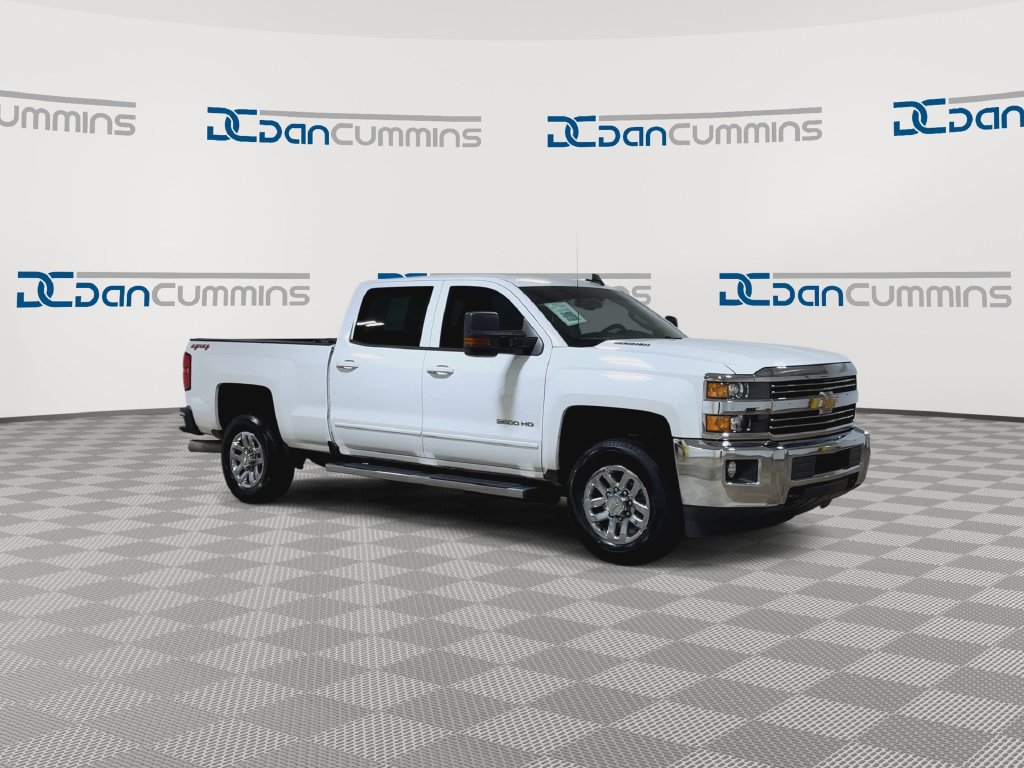 Used 2016 Chevrolet Silverado 3500 LT w/ LT Convenience Package AWD/4WD image 3
