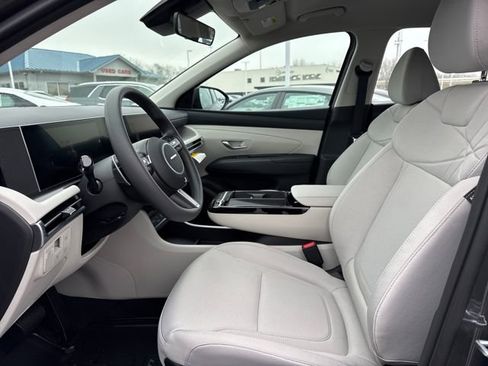 New 2026 Hyundai Tucson Blue SE image 11