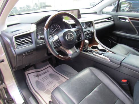 Used 2017 Lexus RX 350 FWD w/ Premium Package image 9