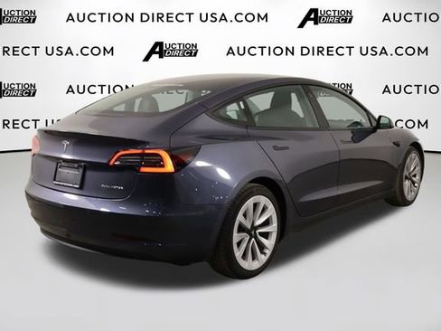 Used 2022 Tesla Model 3 Long Range AWD/4WD image 34