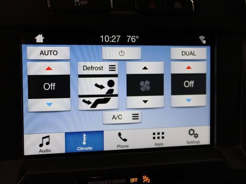 Used 2018 Ford F150 Lariat image 31