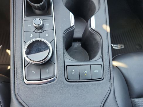 Used 2021 Cadillac XT4 Premium Luxury image 22