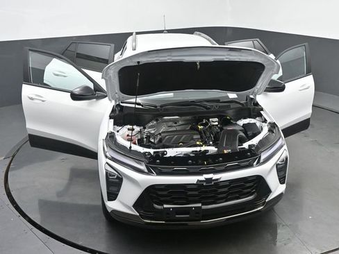 Used 2025 Chevrolet Trax ACTIV FWD image 60