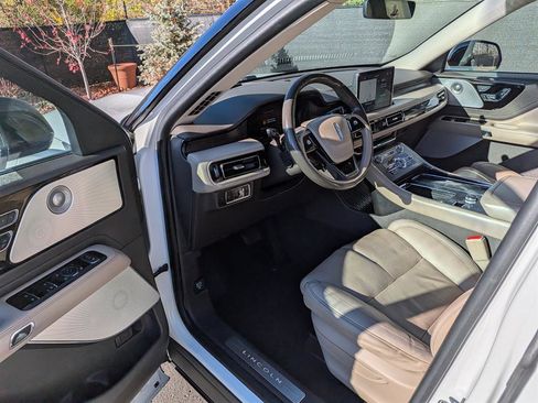 Certified 2022 Lincoln Aviator Reserve w/ Equipment Group 201A image 30