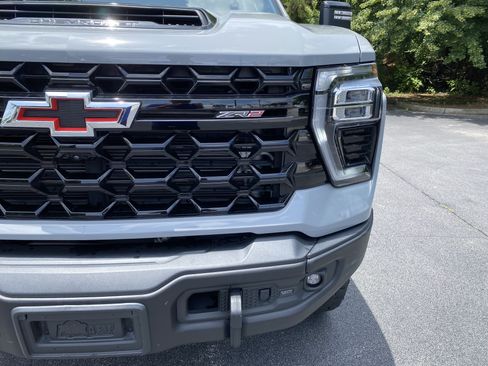 Used 2024 Chevrolet Silverado 2500 ZR2 w/ ZR2 Bison Edition AWD/4WD image 15