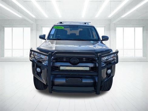 Used 2018 Toyota 4Runner SR5 image 8