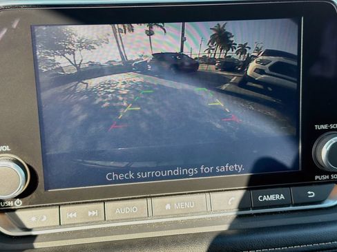 Used 2025 Nissan Rogue SV AWD/4WD image 13