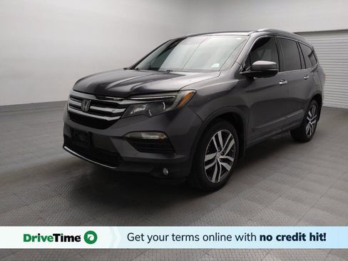 Used 2016 Honda Pilot Touring image 1