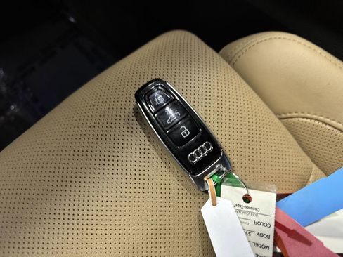 Used 2022 Audi Q7 3.0T Prestige w/ Prestige Package image 30