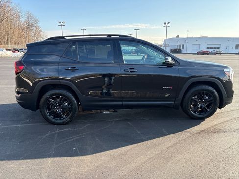 Used 2022 GMC Terrain AT4 w/ Infotainment Package II image 8