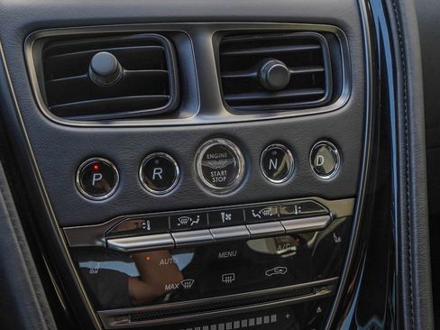 Used 2019 Aston Martin DBS Superleggera image 30