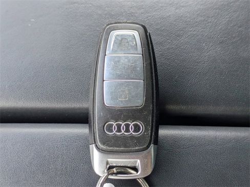 Used 2019 Audi A8 L 3.0T image 30