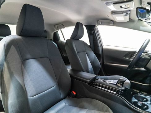 Used 2025 Toyota Prius LE image 15