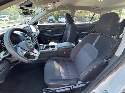 Used 2025 Nissan Sentra SV FWD image 24