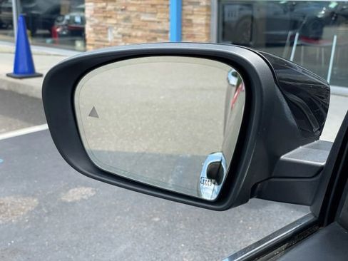 Used 2017 Maserati Quattroporte GTS GranSport image 22