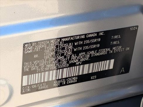Used 2024 Toyota RAV4 XLE Premium FWD image 15