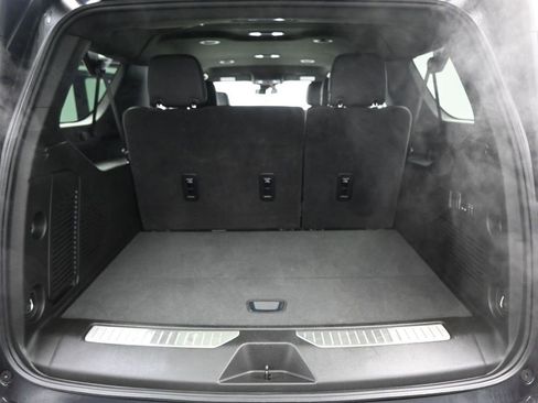 Used 2025 GMC Yukon XL Denali image 26