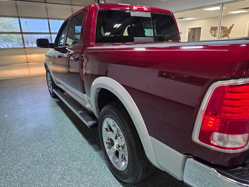 Used 2016 RAM 1500 Laramie w/ Convenience Group image 10