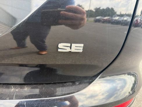 Used 2024 Mitsubishi Outlander SE FWD image 8