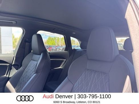 Used 2025 Audi SQ5 Premium Plus image 9