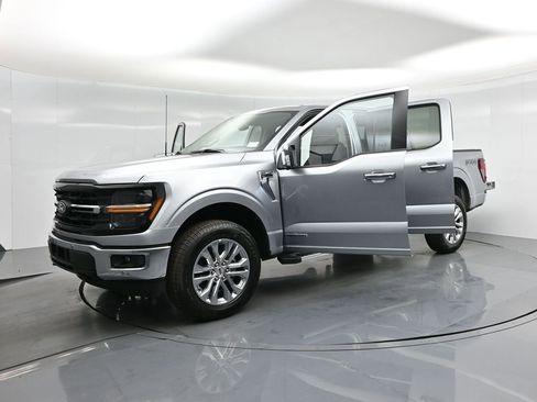 New 2025 Ford F150 XLT w/ Equipment Group 303A High image 28