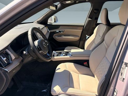 Used 2026 Volvo XC90 B6 Plus w/ Protection Package image 5