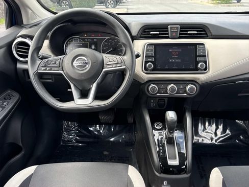 Used 2020 Nissan Versa SV FWD image 8