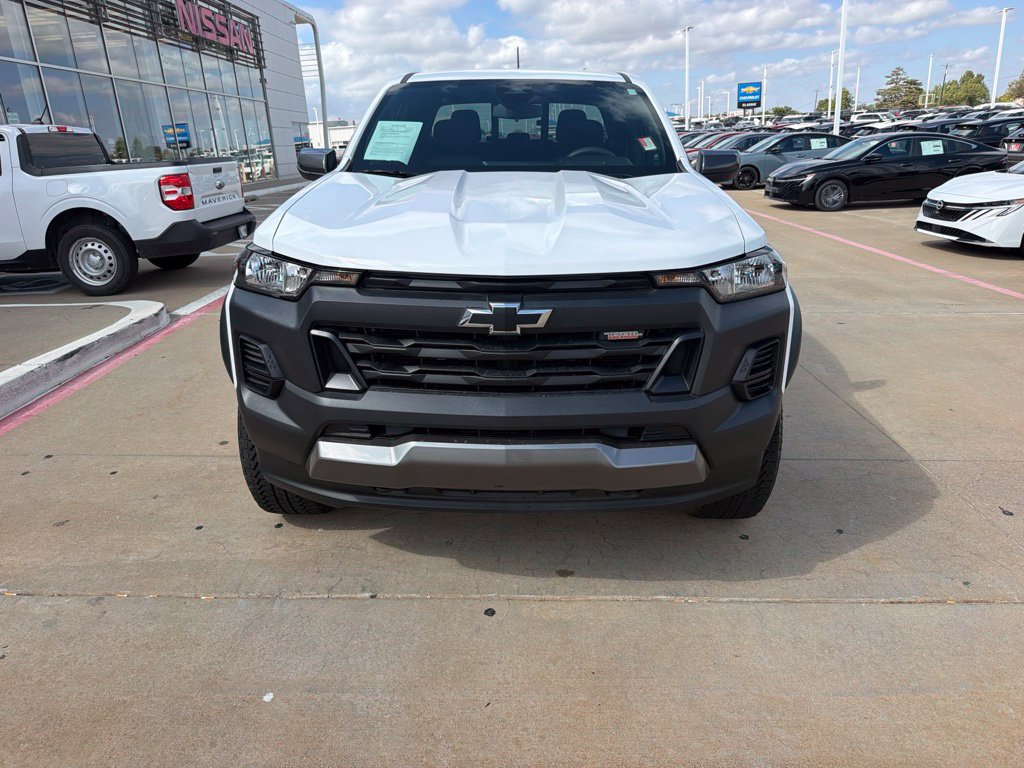 Used 2025 Chevrolet Colorado Trail Boss AWD/4WD image 8