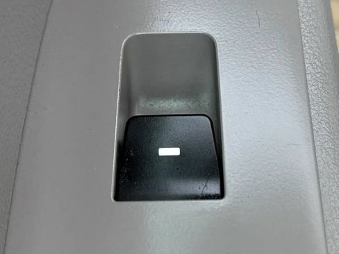 Used 2020 Hyundai Elantra SE FWD image 25