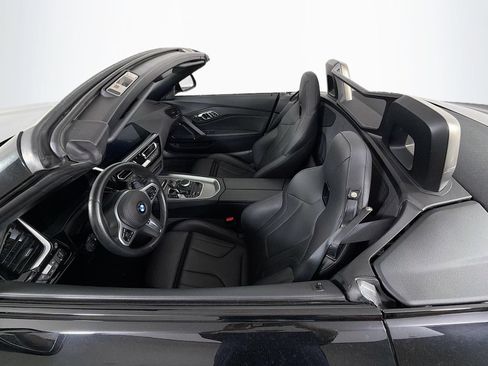 Used 2020 BMW Z4 M40i w/ Premium Package RWD image 25