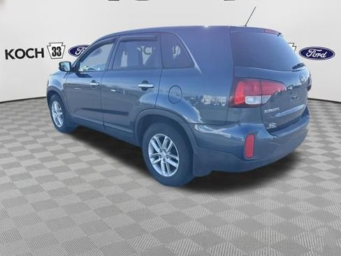 Used 2014 Kia Sorento LX image 6