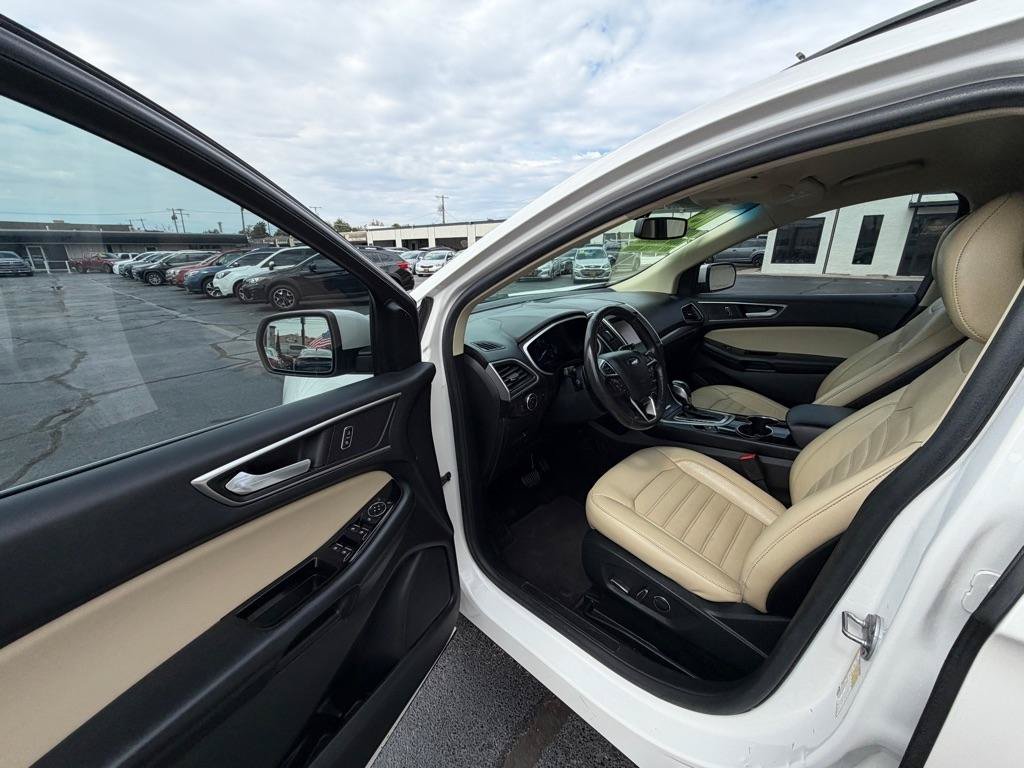 Used 2015 Ford Edge SEL w/ Equipment Group 201A AWD/4WD image 25