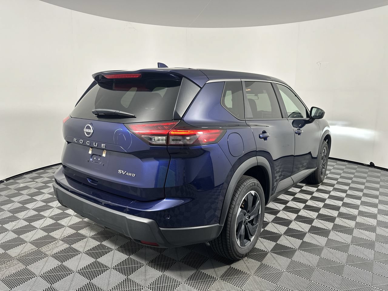 Used 2024 Nissan Rogue SV AWD/4WD image 19