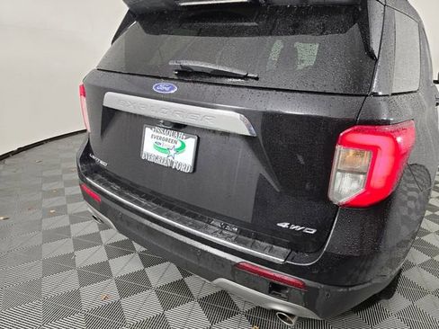 Used 2023 Ford Explorer Limited image 13