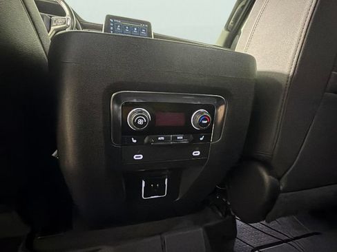 Certified 2022 Chevrolet Tahoe LT w/ Luxury Package AWD/4WD image 25