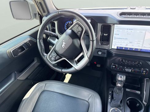 Used 2021 Ford Bronco First Edition AWD/4WD image 10