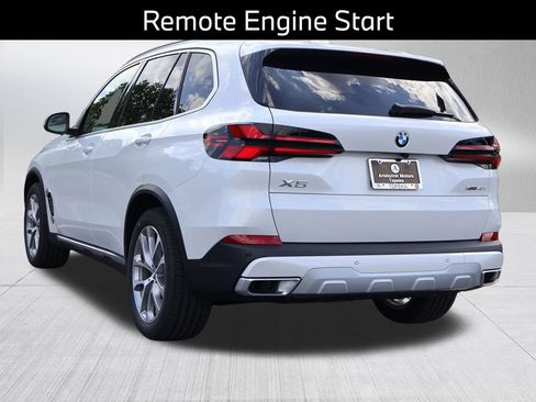 New 2026 BMW X5 xDrive40i w/ Premium Package image 7