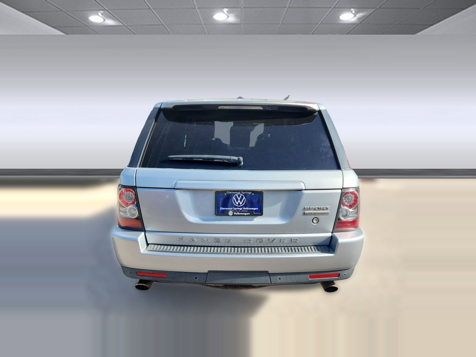 Used 2010 Land Rover Range Rover Sport Supercharged AWD/4WD image 4