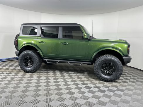 New 2025 Ford Bronco Outer Banks image 6