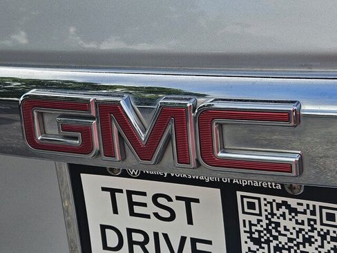 Used 2016 GMC Yukon XL Denali w/ Open Road Package AWD/4WD image 32