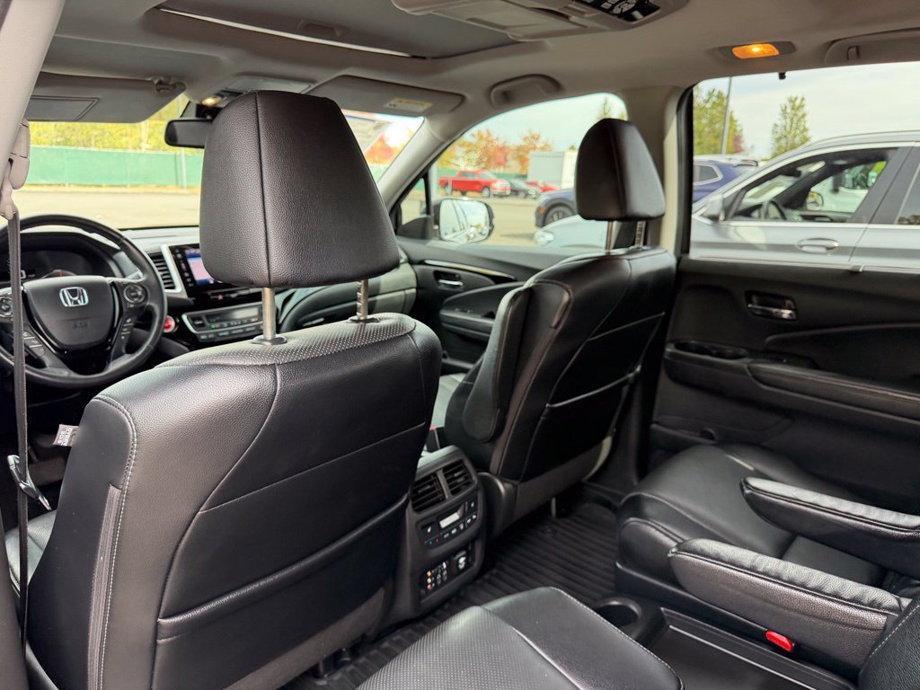 Used 2018 Honda Pilot Elite image 33