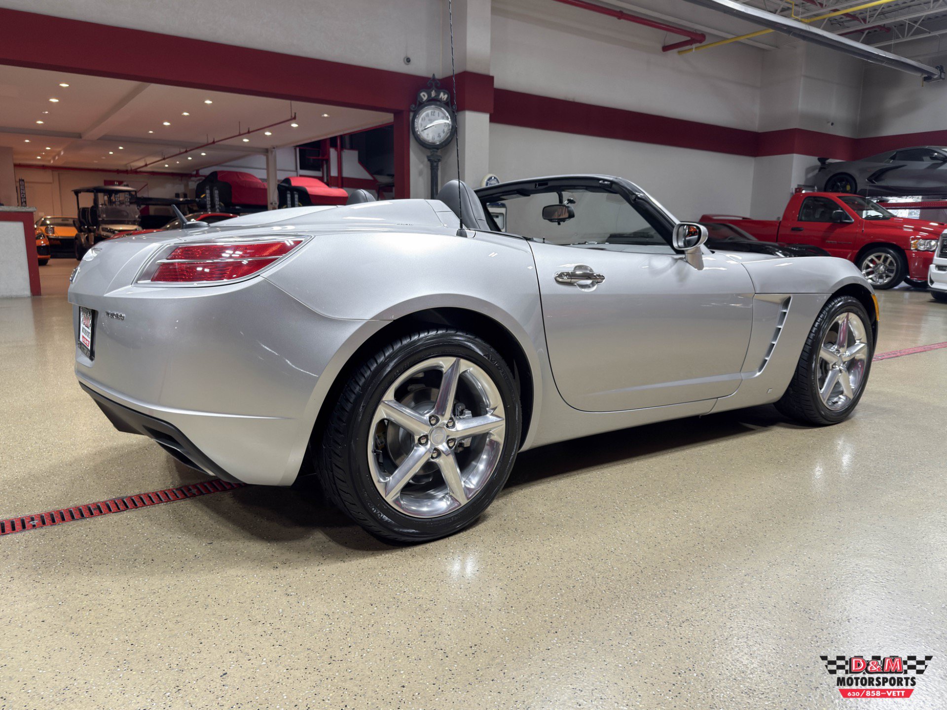 Used 2007 Saturn Sky Red Line RWD image 5