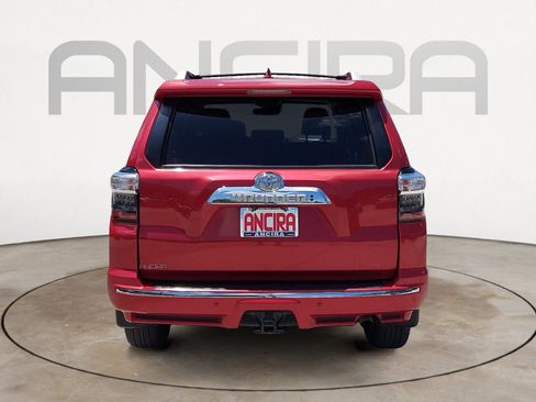Used 2022 Toyota 4Runner Limited AWD/4WD image 9
