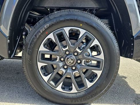 New 2026 Toyota Tundra Limited image 32