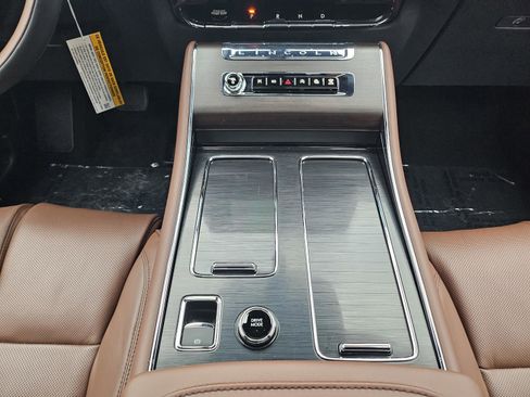 New 2026 Lincoln Aviator Reserve image 18