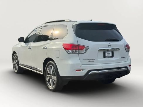 Used 2013 Nissan Pathfinder Platinum FWD image 7