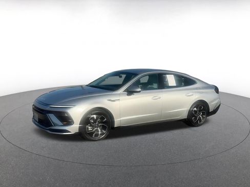 Used 2025 Hyundai Sonata SEL image 8
