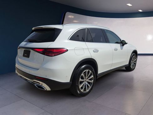 Used 2024 Mercedes-Benz GLC 300 w/ Winter Package image 5