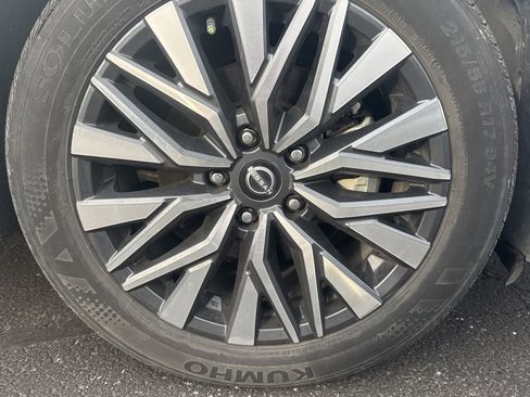 Used 2024 Nissan Altima 2.5 SV image 24