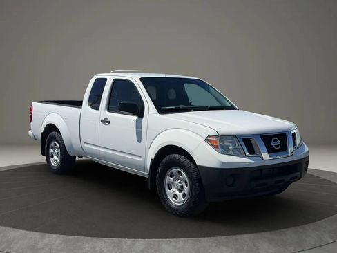 Used 2020 Nissan Frontier S RWD image 8